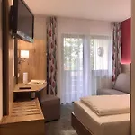 Hotel Schlossberg 3*